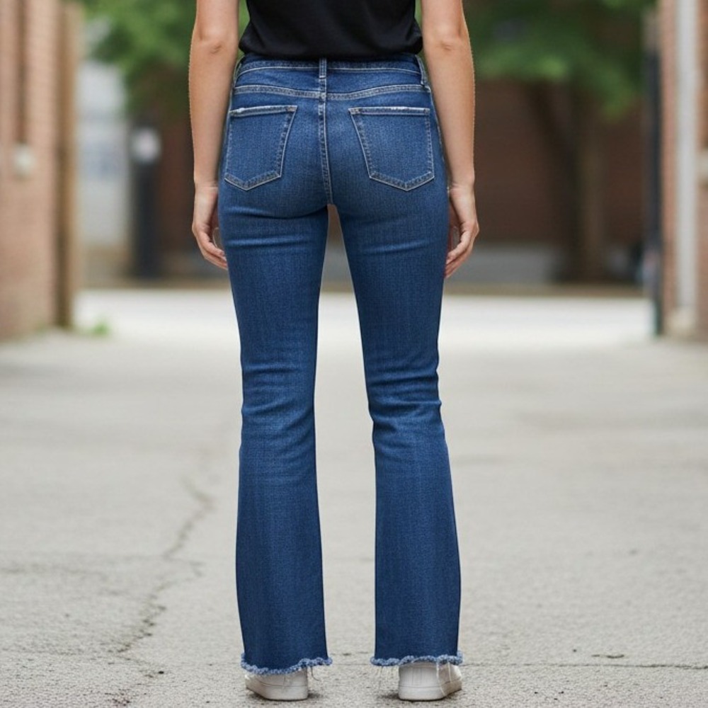 Zara Bootcut Jeans Women 10/31x26 Blue Denim High Rise dark wash Raw Hem Frayed